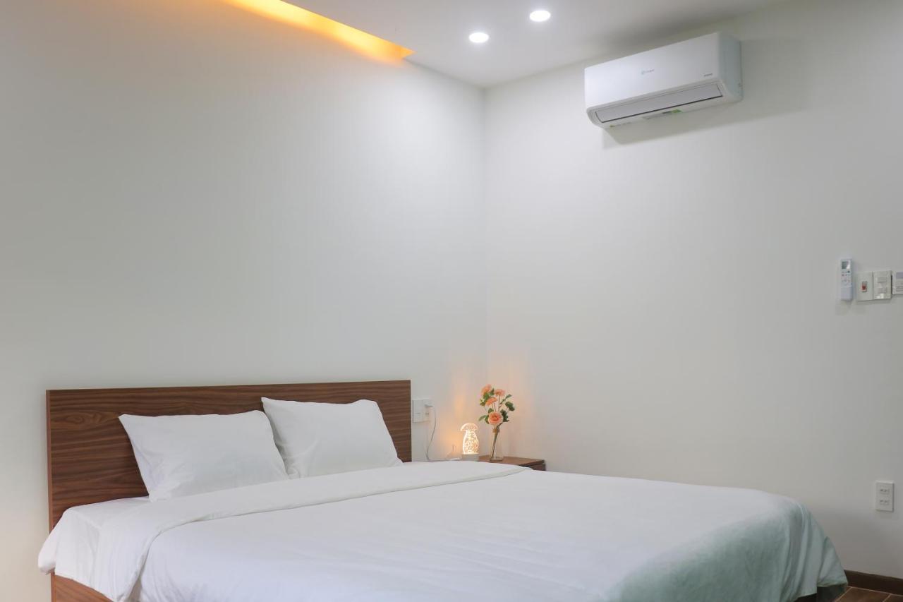 La Nha Homestay Hue Buitenkant foto