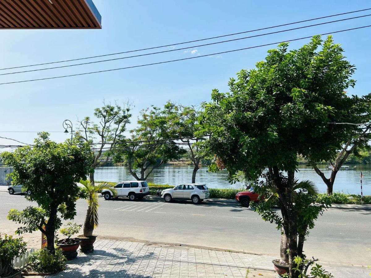 La Nha Homestay Hue Buitenkant foto