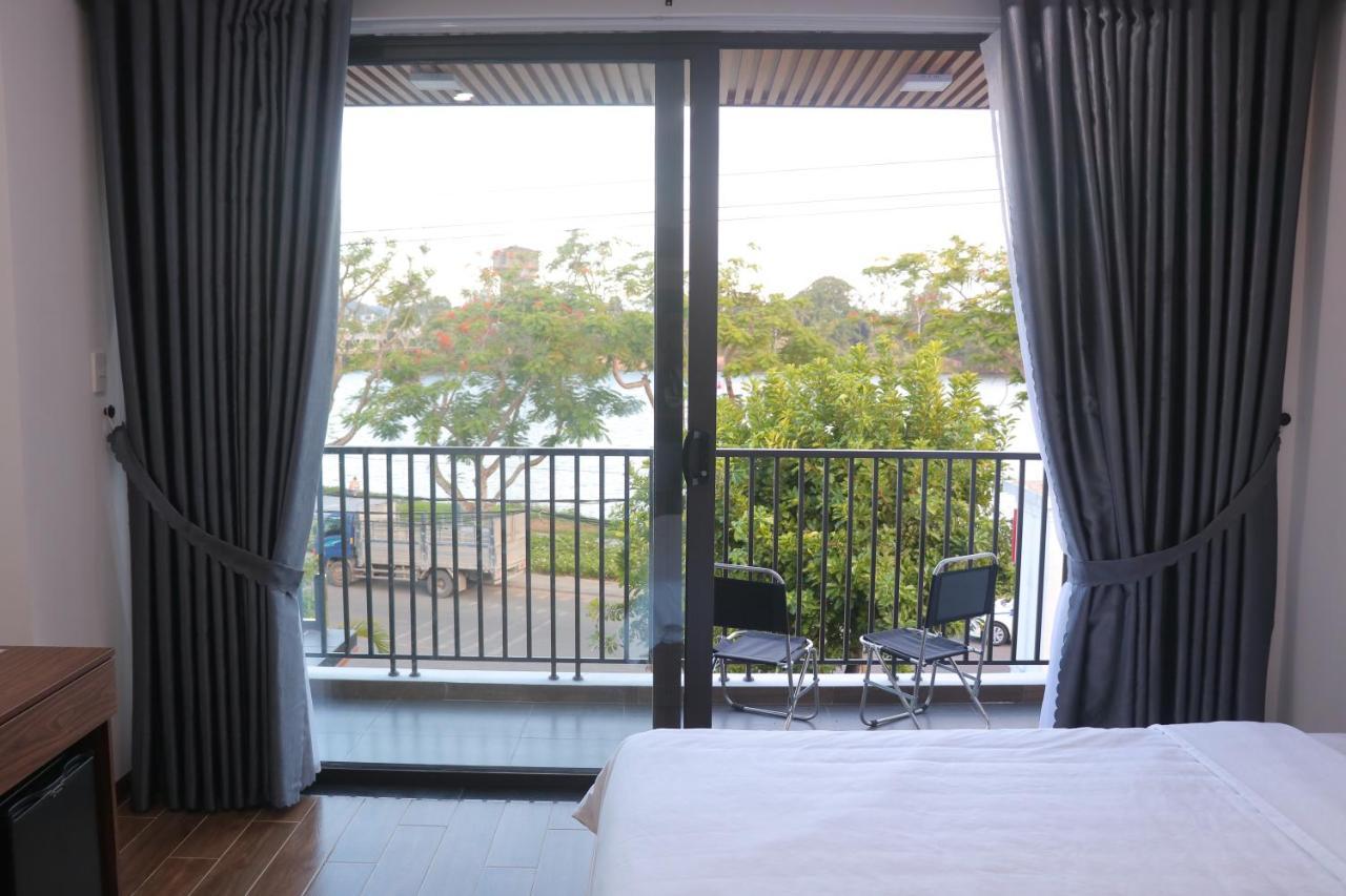 La Nha Homestay Hue Buitenkant foto