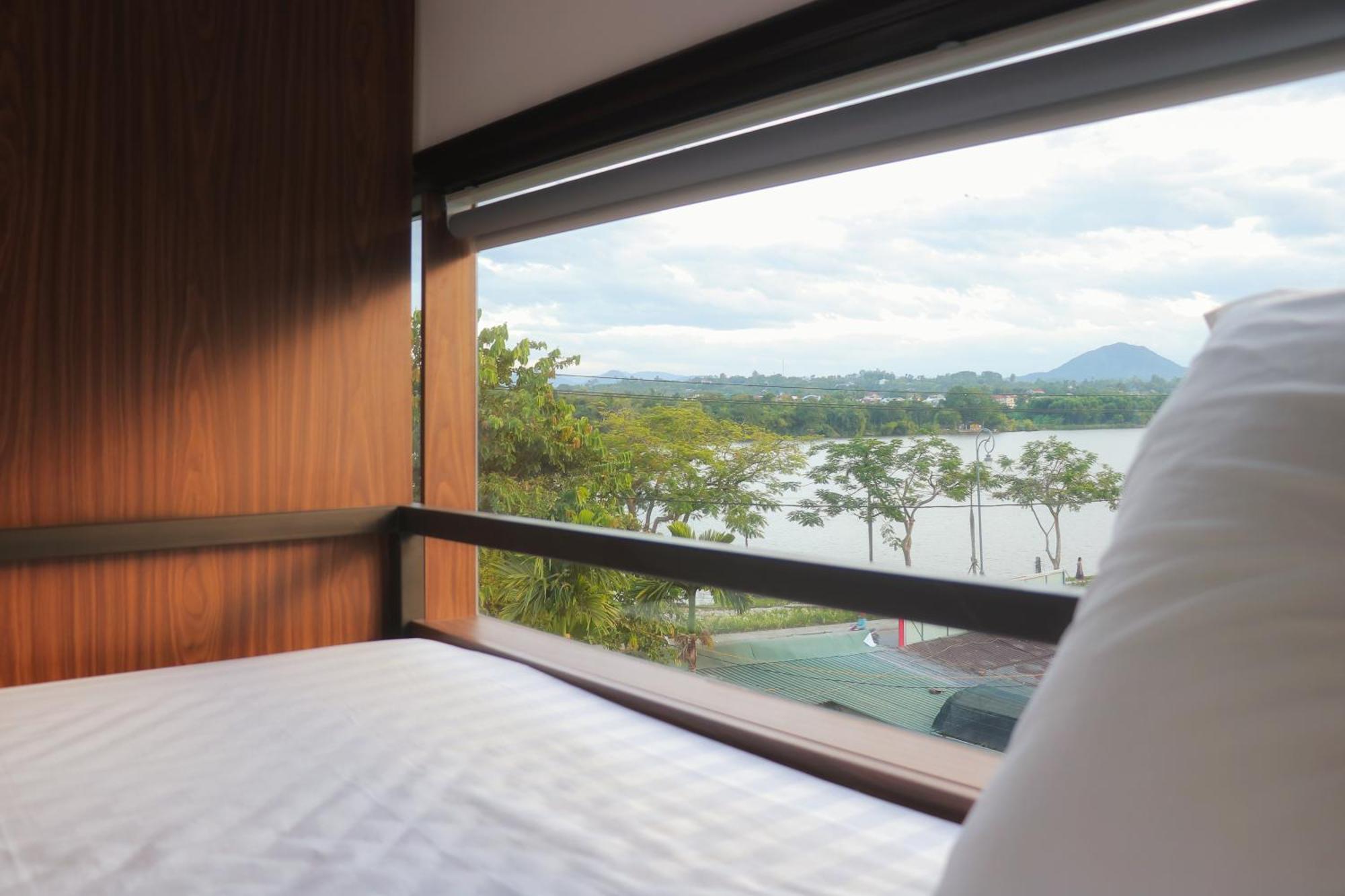 La Nha Homestay Hue Buitenkant foto